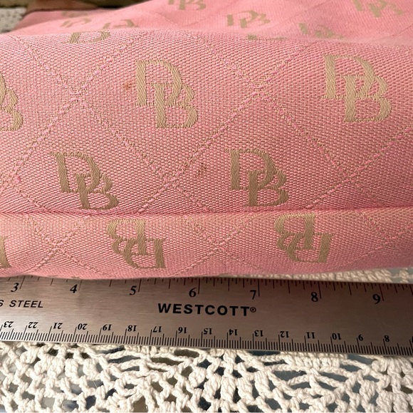 Dooney & Bourke signature hobo bag, pink sig fabric with leather trim - Picture 11 of 16